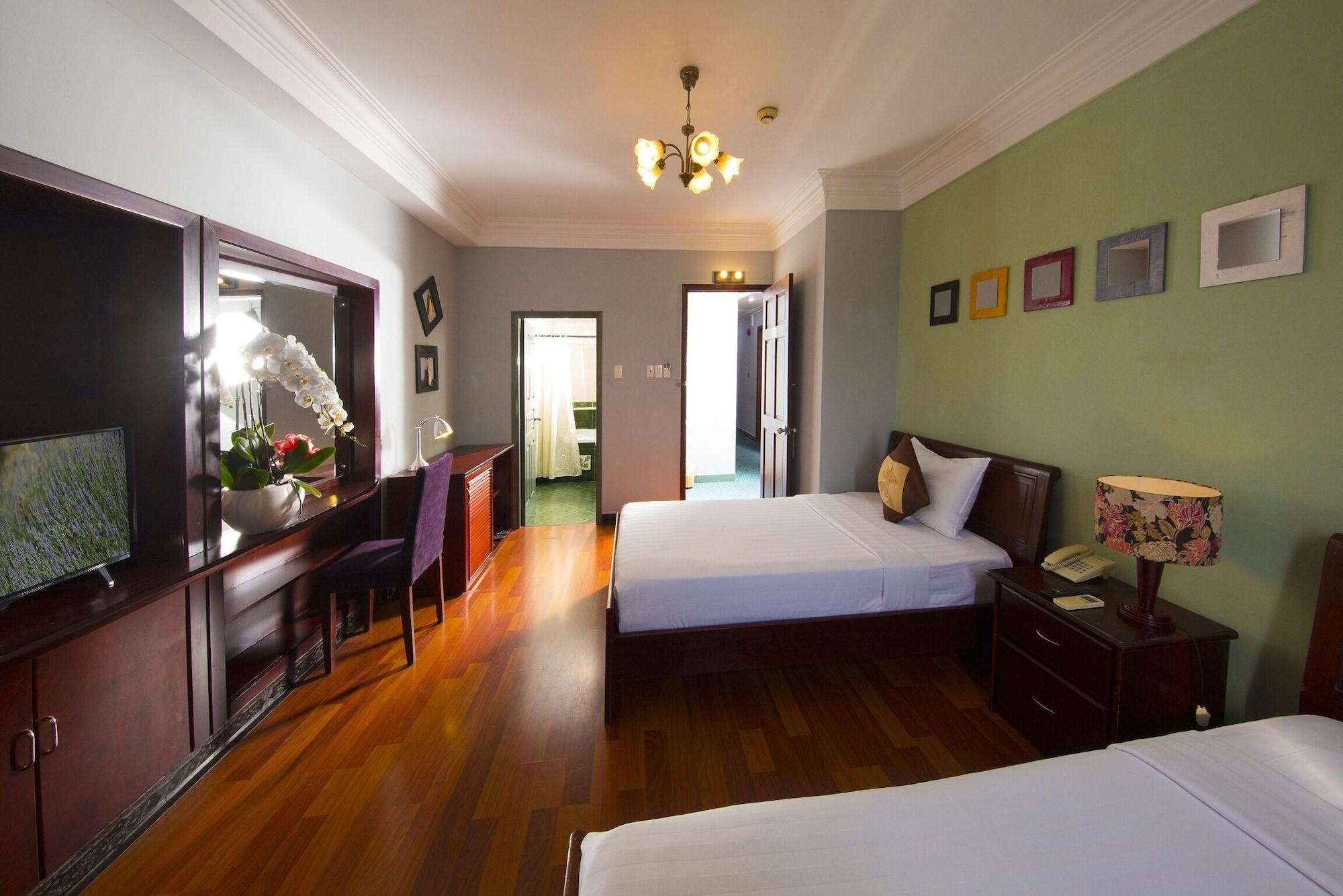Good Vibes Central Hotel Хошимин Экстерьер фото
