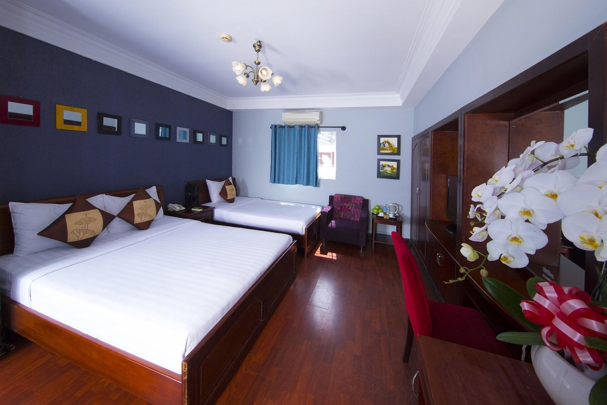 Good Vibes Central Hotel Хошимин Экстерьер фото