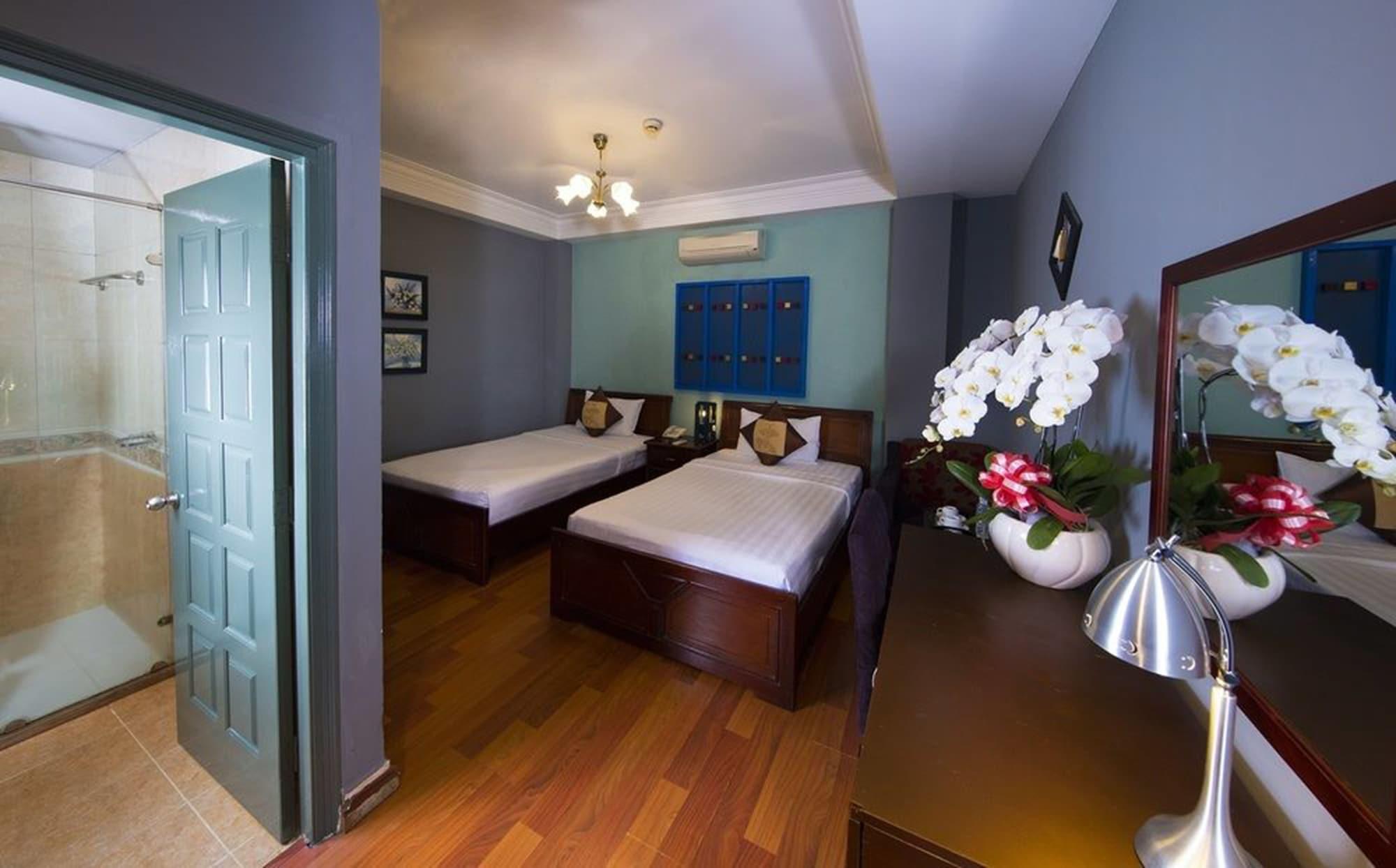 Good Vibes Central Hotel Хошимин Экстерьер фото