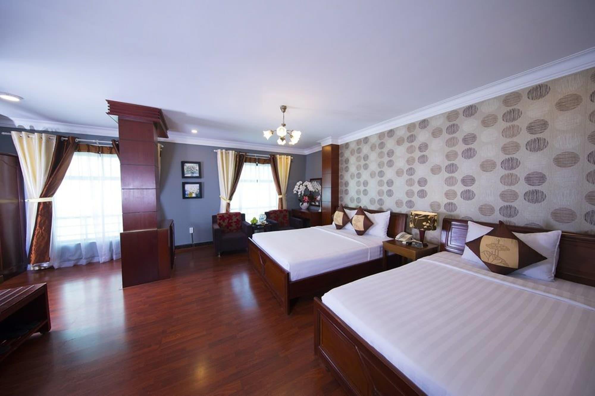 Good Vibes Central Hotel Хошимин Экстерьер фото