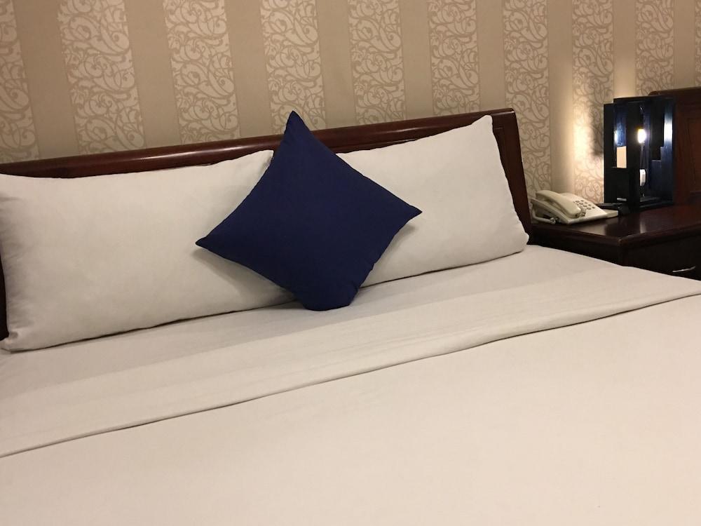 Good Vibes Central Hotel Хошимин Экстерьер фото