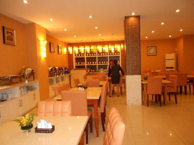 Good Vibes Central Hotel Хошимин Экстерьер фото
